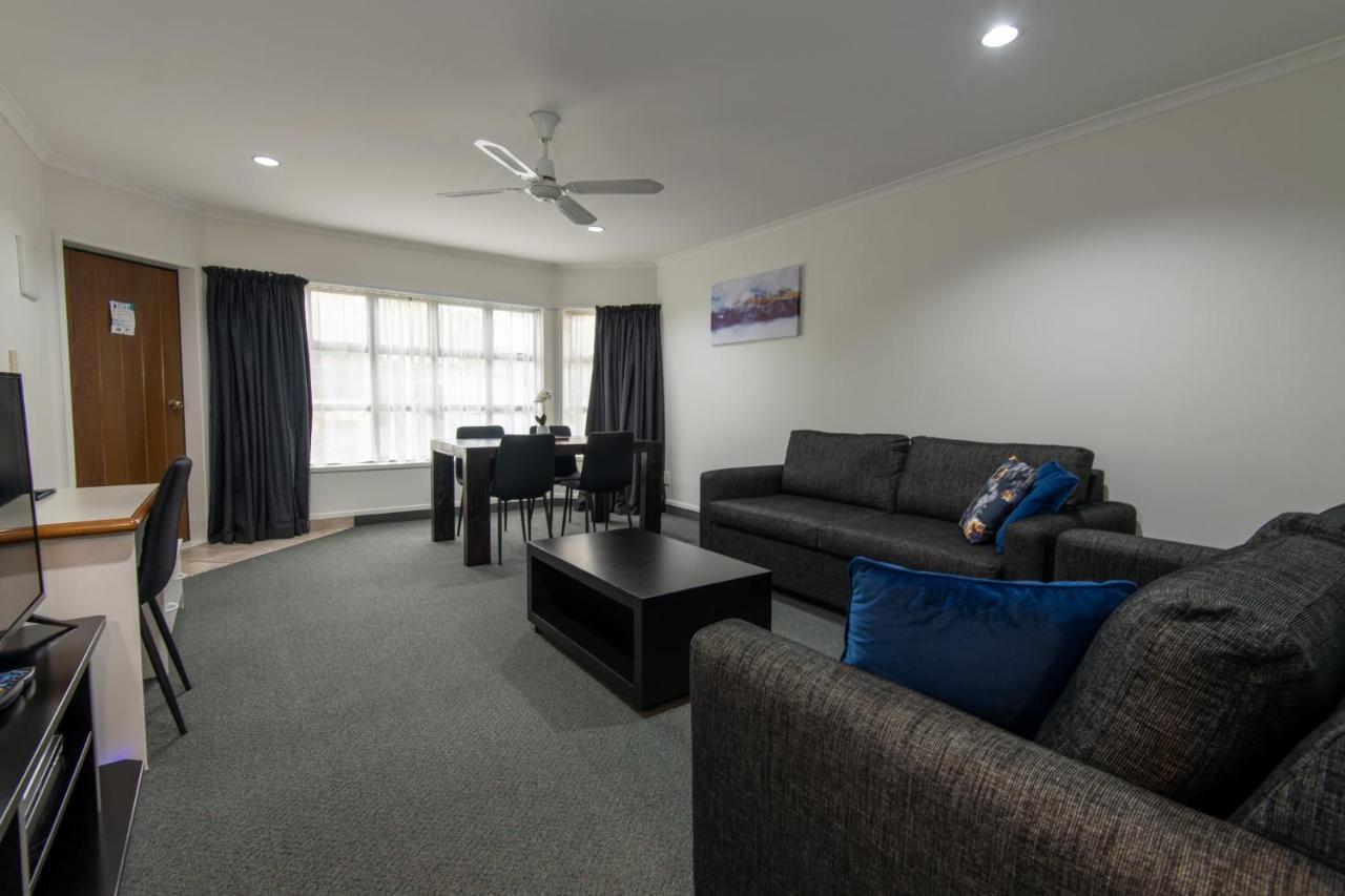 Cambridge Mews Motel Экстерьер фото