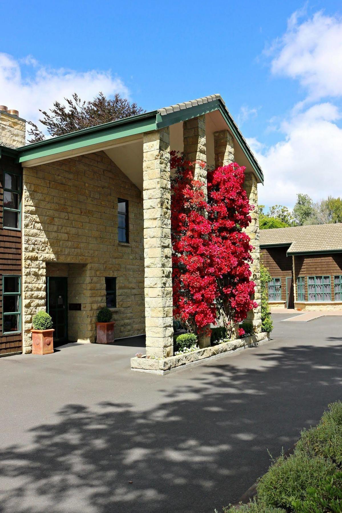 Cambridge Mews Motel Экстерьер фото